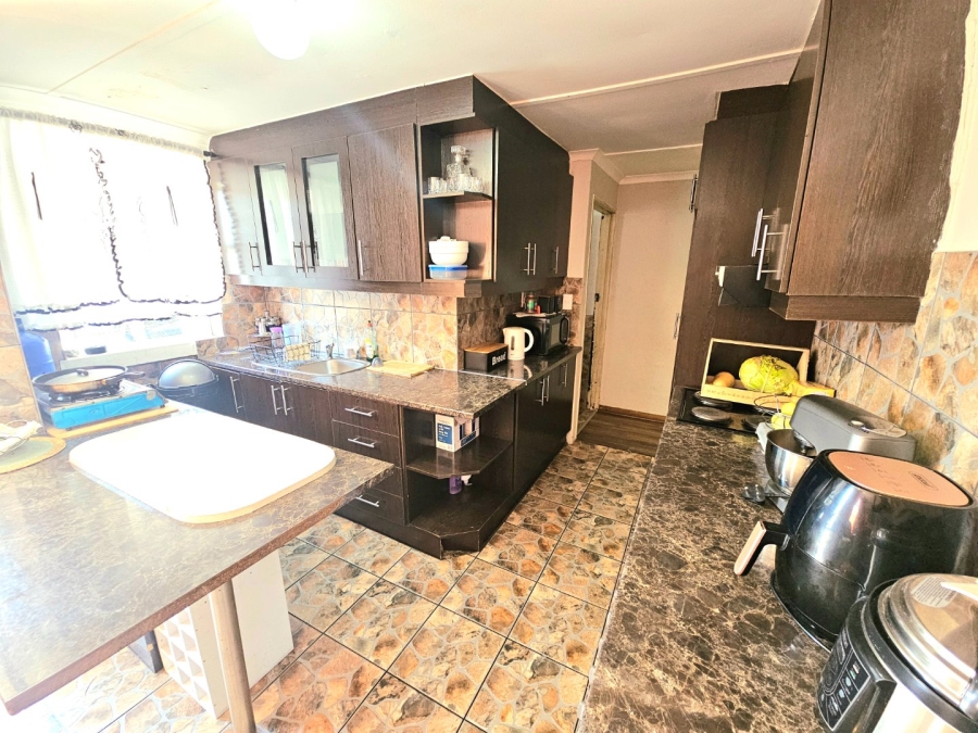 3 Bedroom Property for Sale in Portlands Western Cape